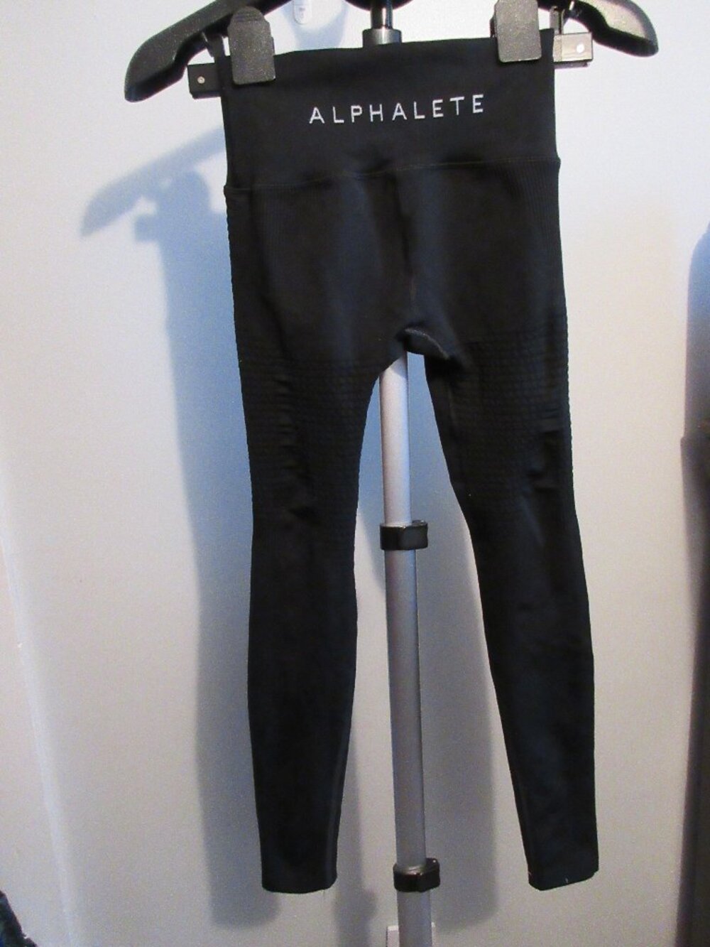 Alphalete Revival Black High Waisted  Ribbed Textured Leggings Size Small
